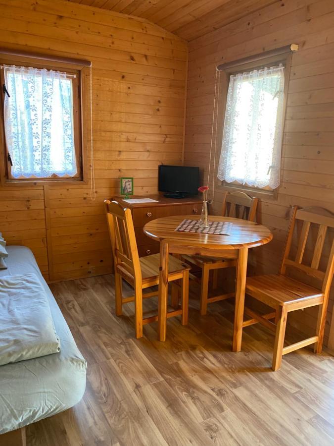 Domki Letniskowe I Pokoje Miedzywodzie Bagian luar foto